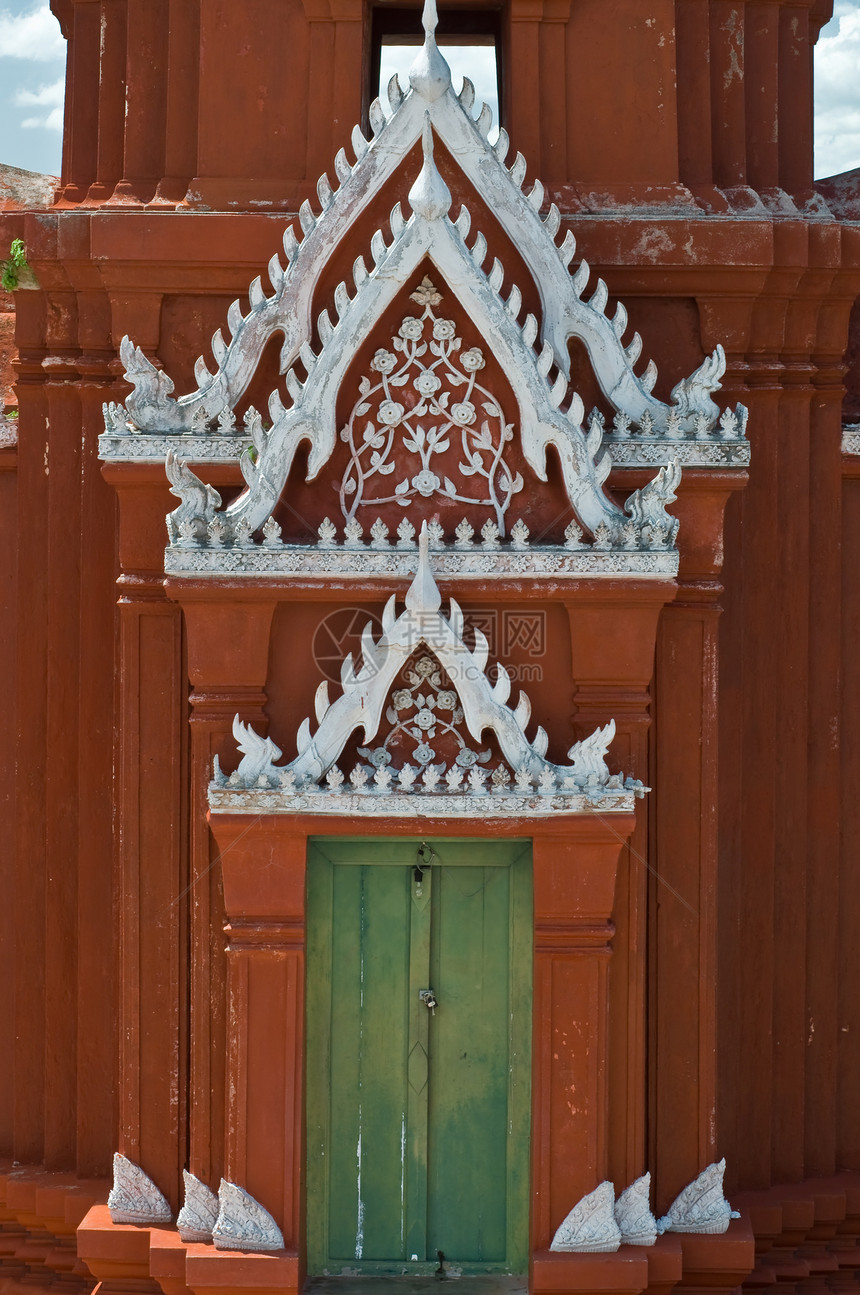 泰国庙门建筑旅行历史文化游客佛教徒寺庙宗教公园旅游图片