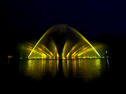 水展示灯展魔法奇观国家照明吸引力时间旅行焰火音乐背景图片
