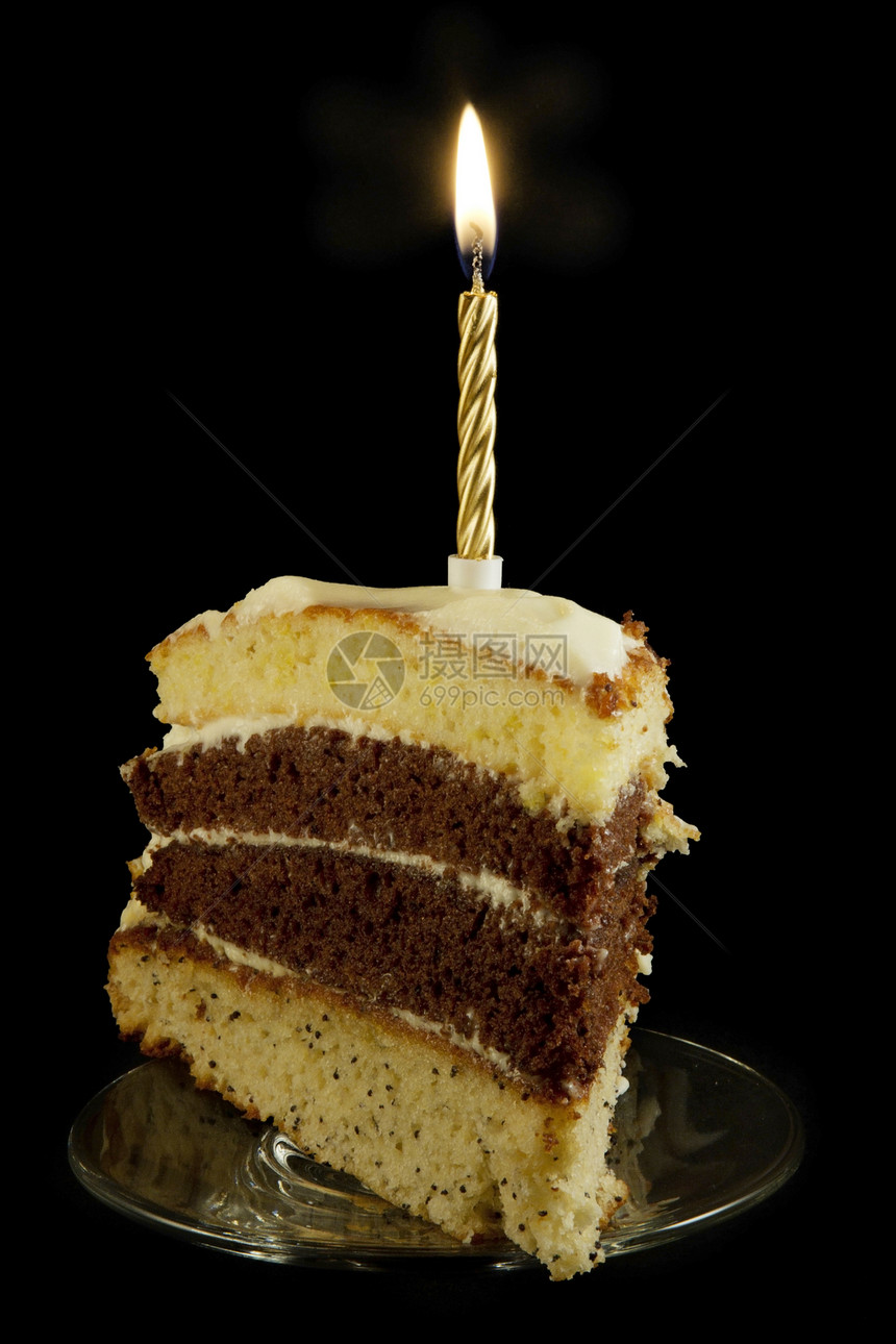 带有蜡烛的生日蛋糕蛋糕面包蓝色巧克力念日生日纸屑庆典图片