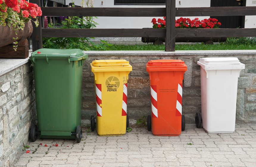 回收垃圾桶黄色塑料垃圾绿色生态金属环境盒子蓝色正方形图片