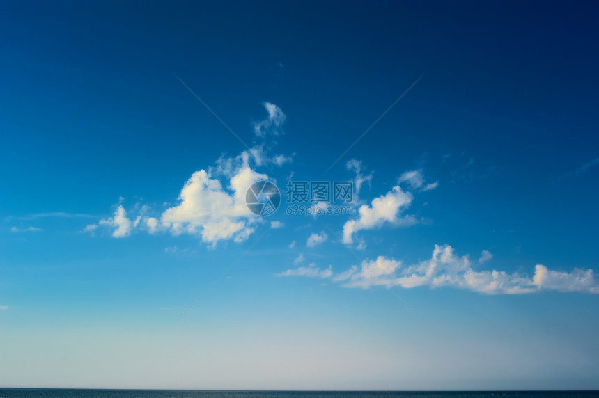 白云天气太阳气候蓝色天堂云景自由气氛场景全景图片
