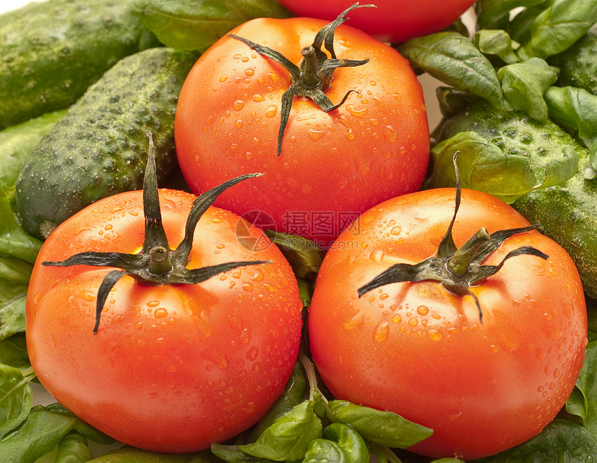 闭合番茄蔬菜食物小吃美食西红柿红色宏观绿色叶子营养图片