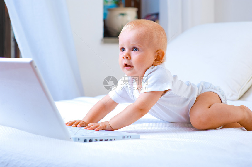 婴儿工作电脑生意笔记本图片