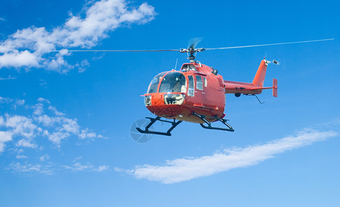 直升机飞行旅游安全情况旋转游客菜刀转子飞行员帮助运输背景图片