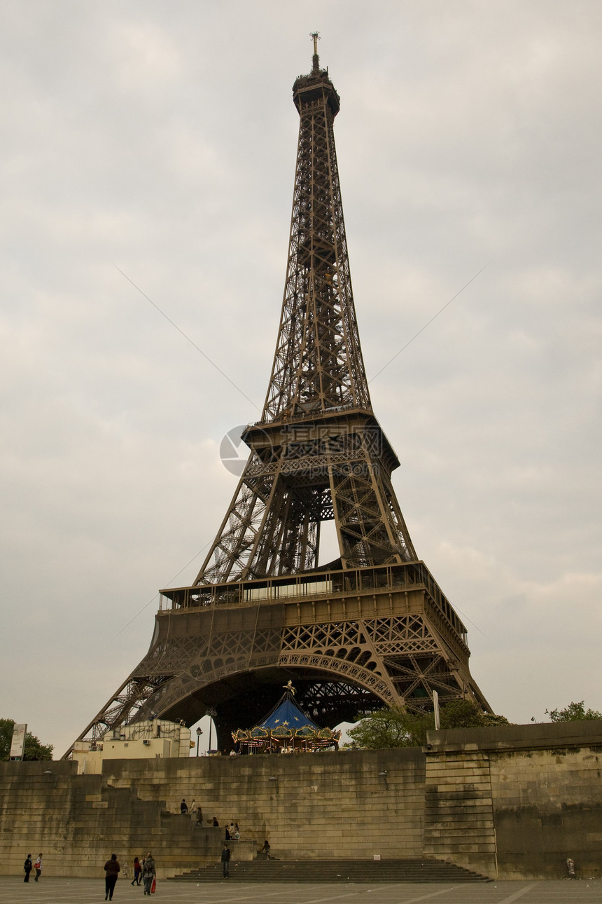 巴黎和塞纳河地方风光景观蓝色旅行假期反射省会地标日落图片