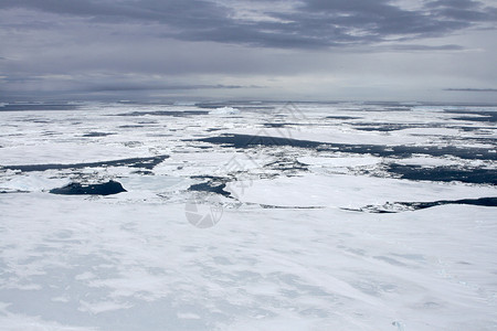 南极洲的海冰冻结航班风景冰山天线空气背景图片