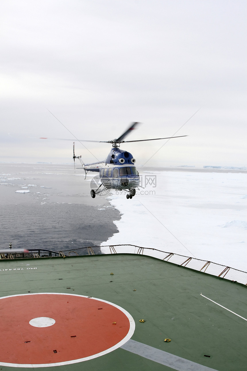 俄罗斯直升机破冰航班空气土地冻结图片