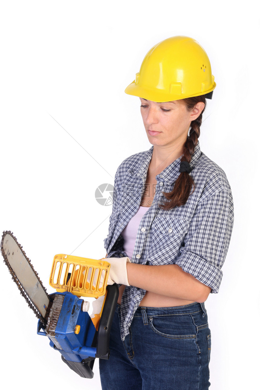带链锯的美容妇女工人衬衫链锯机械工具樵夫木头商业爱好热情图片