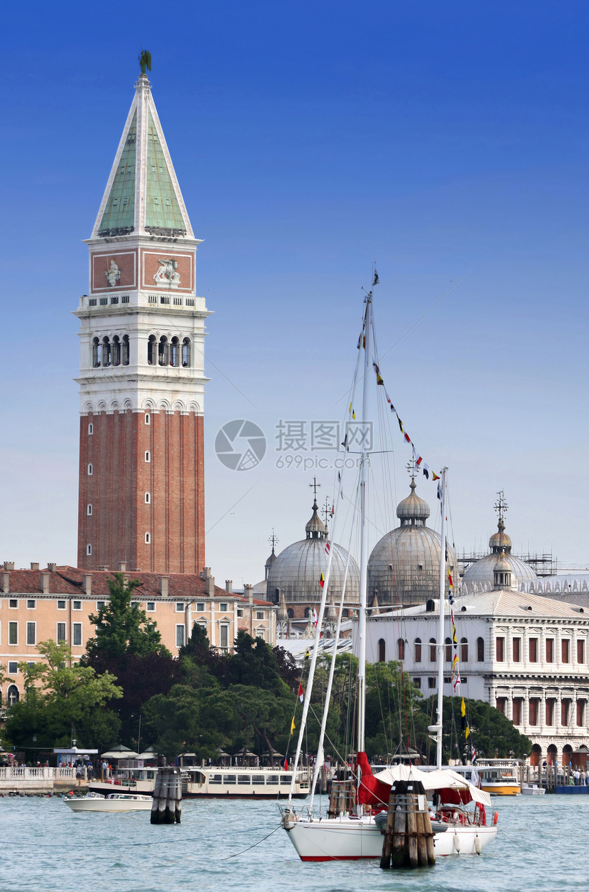 意大利威尼斯文化旅游缆车景观全景教会正方形大教堂建筑天空图片