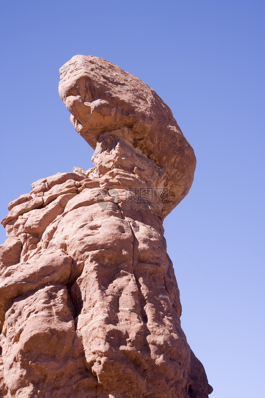 犹他州阿奇斯国家公园平衡岩图片