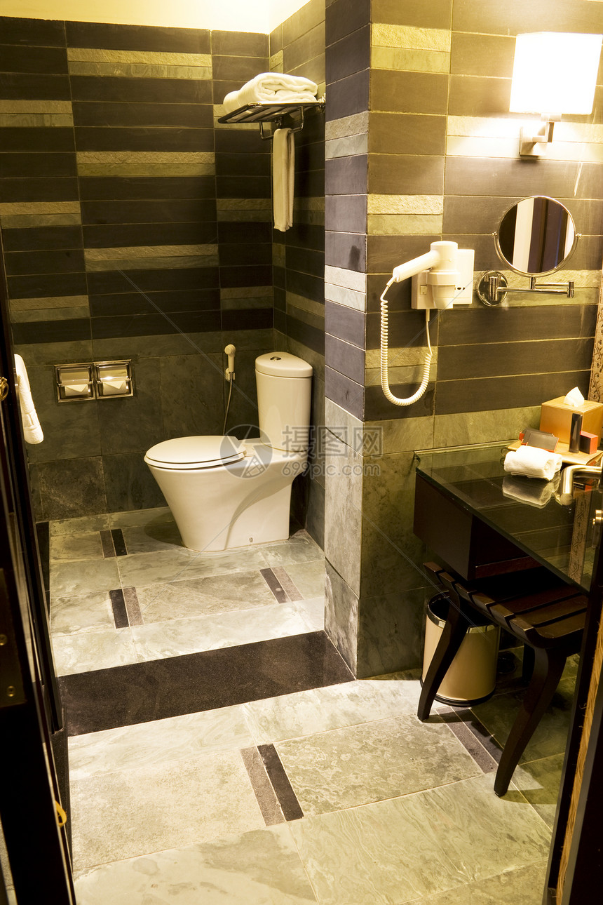 现代洗手间奢华酒店卫生卫生间房子淋浴建筑学镜子房间图片
