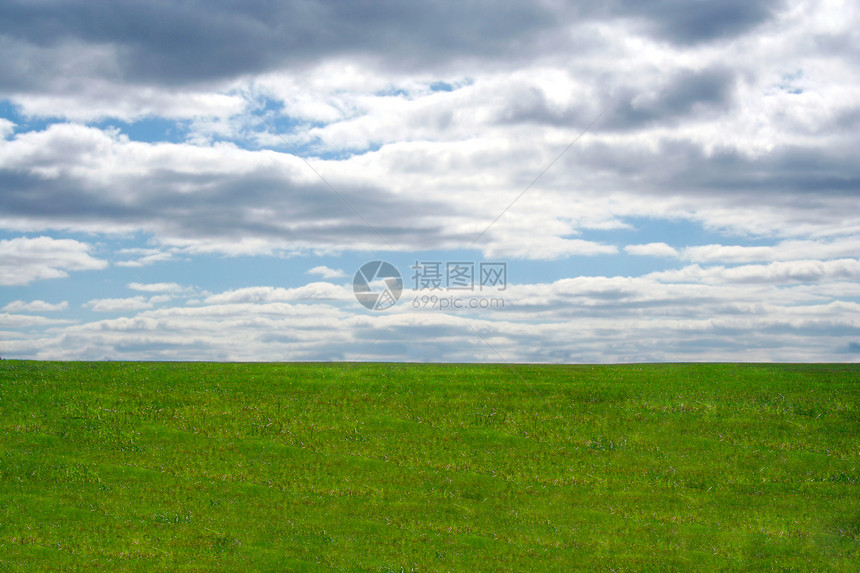 绿地和蓝天空农村天空植物乡村绿色农业农田地平线风光田园图片