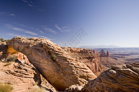 Mesa Arch 天空岛拱门背景图片