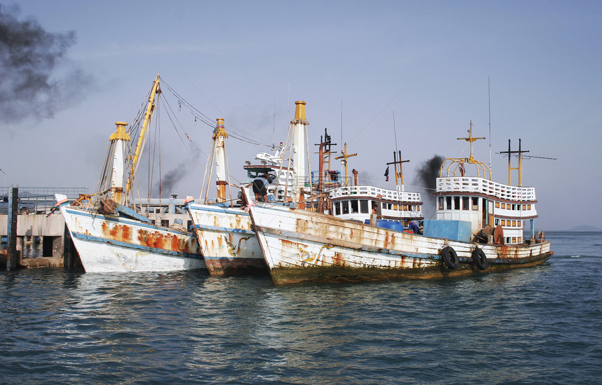 泰国船钓鱼海洋对接热带港口码头海岸海湾海滩支撑图片