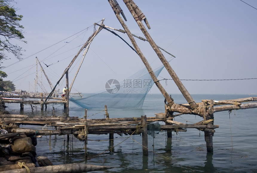 在印度科钦省发现的中国渔网图片