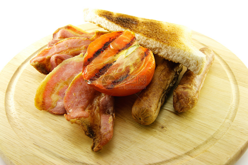 木板上烹饪早餐物品盐渍盘子香肠食物午餐猪肉油炸生活红色餐厅图片
