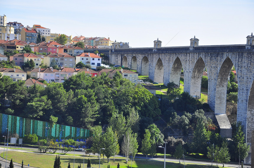 葡萄牙语历史悠久的sooruenme葡萄牙文道路天空城市家园建筑学高度故事风景太阳杰作图片