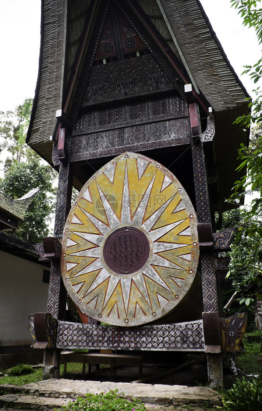 传统托拉贾家族墓村庄塔纳雕刻文化竹子建筑房子木头兴趣死亡图片
