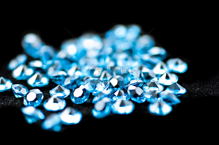 蓝钻石石头白色珠宝水平活力团体蓝色财富奢华韧性图片