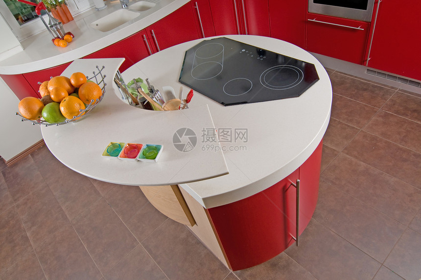 红色现代现代厨房火炉陶瓷制品桌子水果风格装饰橱柜房间龙头图片