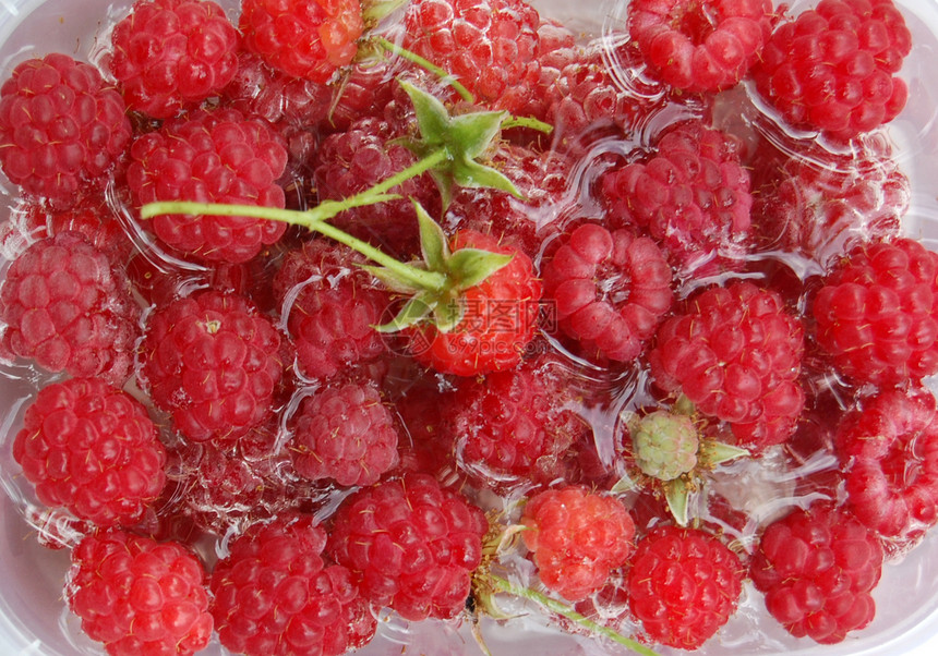 草莓盘子植物群种子浆果果实食物收成水果饮食红色图片