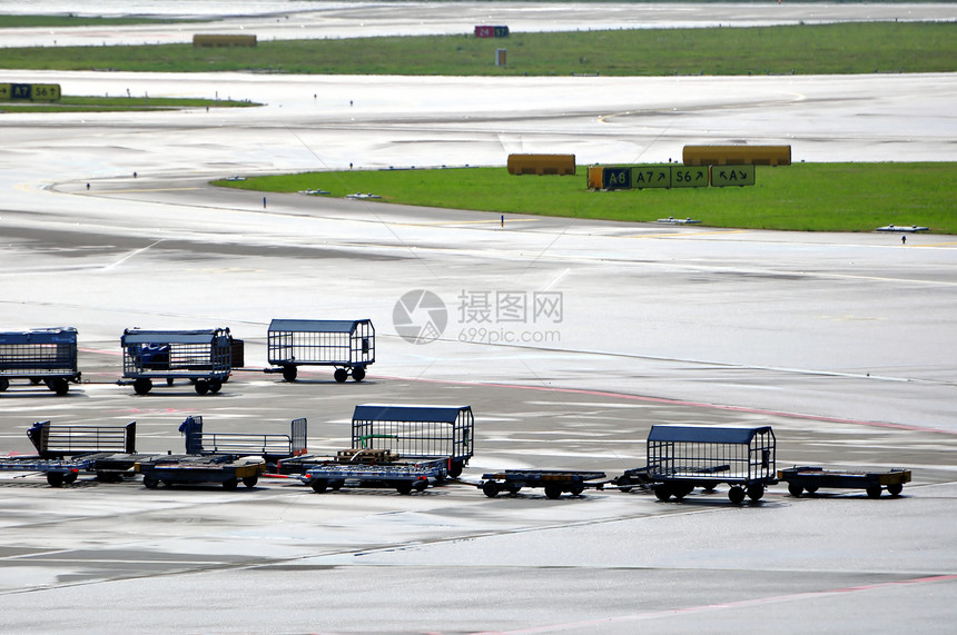 空中运输坡道引擎船运空气货物行李商业大车跑道飞机图片