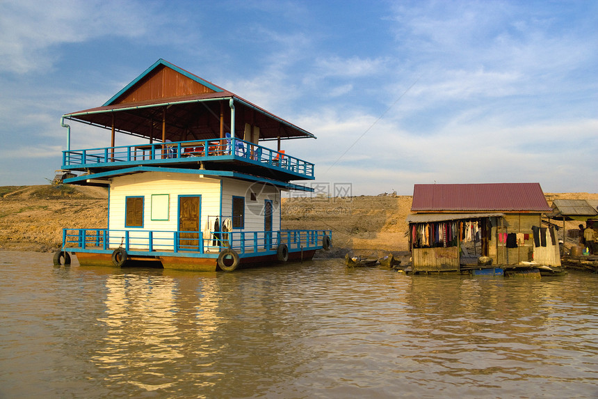 Chong Kneas河船坞 柬埔寨图片
