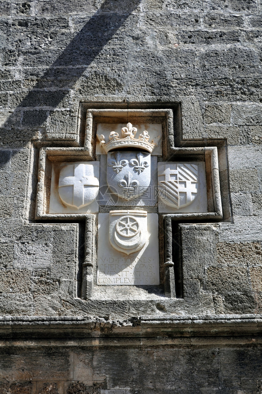 墙上护盾的详情 罗得斯中世纪堡垒地标防御建造城堡图片