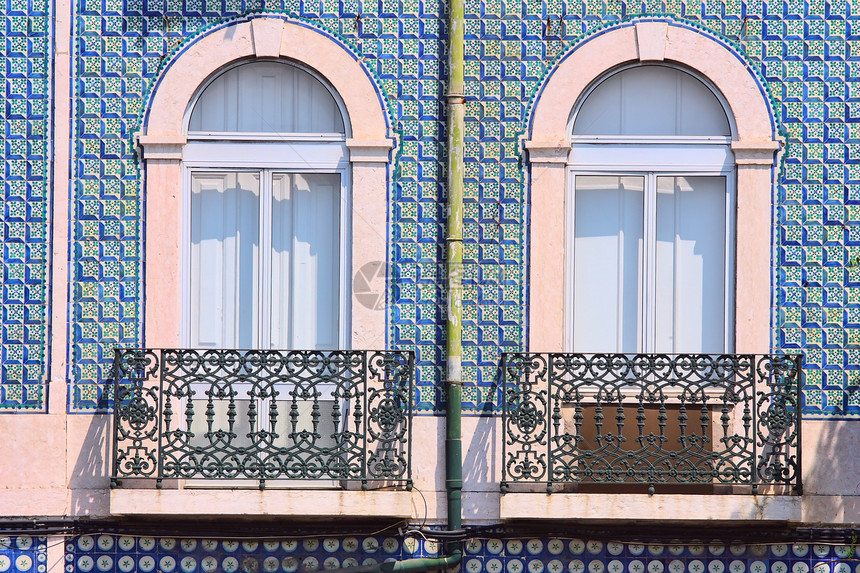 美丽的旧窗口文化建筑房子窗户古董裂缝石头旅游窗台旅行图片