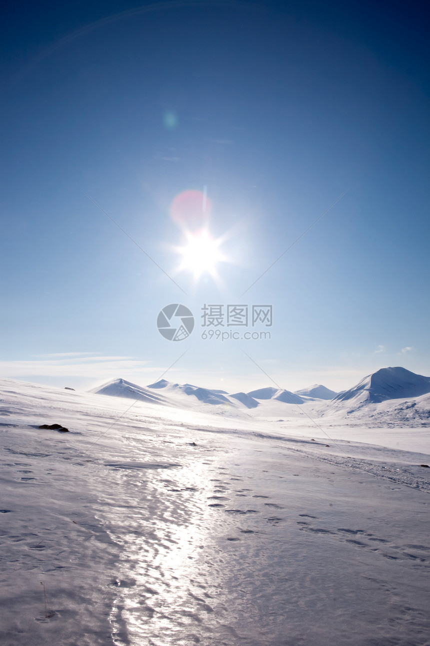 冬冬山冒险蓝色旅行旅游冻结气候风景环境地形场景图片