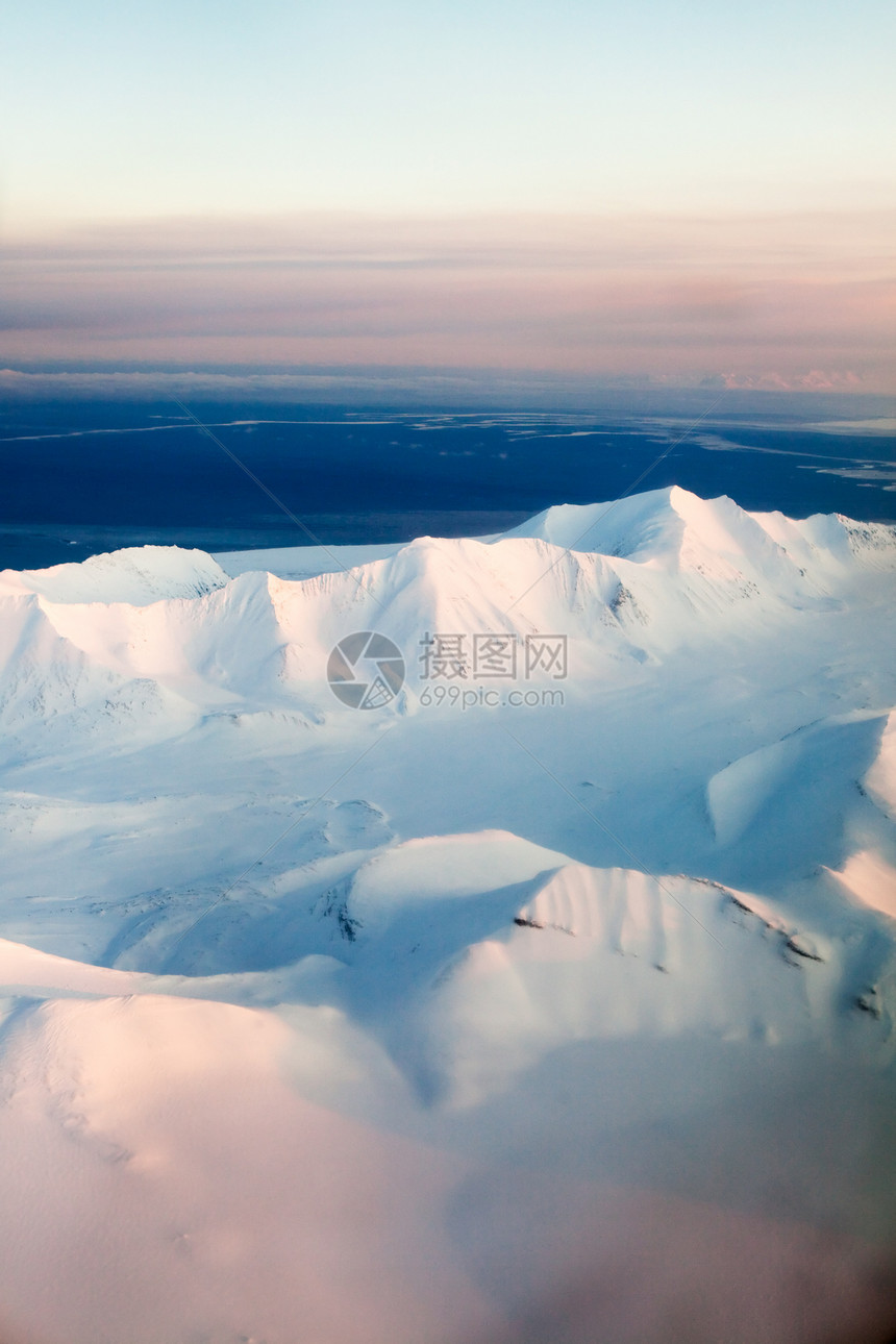 雪山区域风景白色山脉天空高山蓝色冰川全景顶峰图片