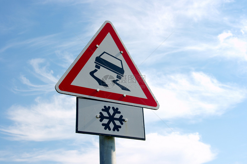 交通信号牌路标警告危险驾驶天空木板薄片蓝色运输图片