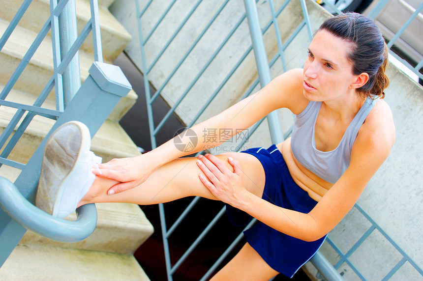 城市自然女性锻炼活力运动员火车慢跑者成人活动运动女士楼梯福利图片
