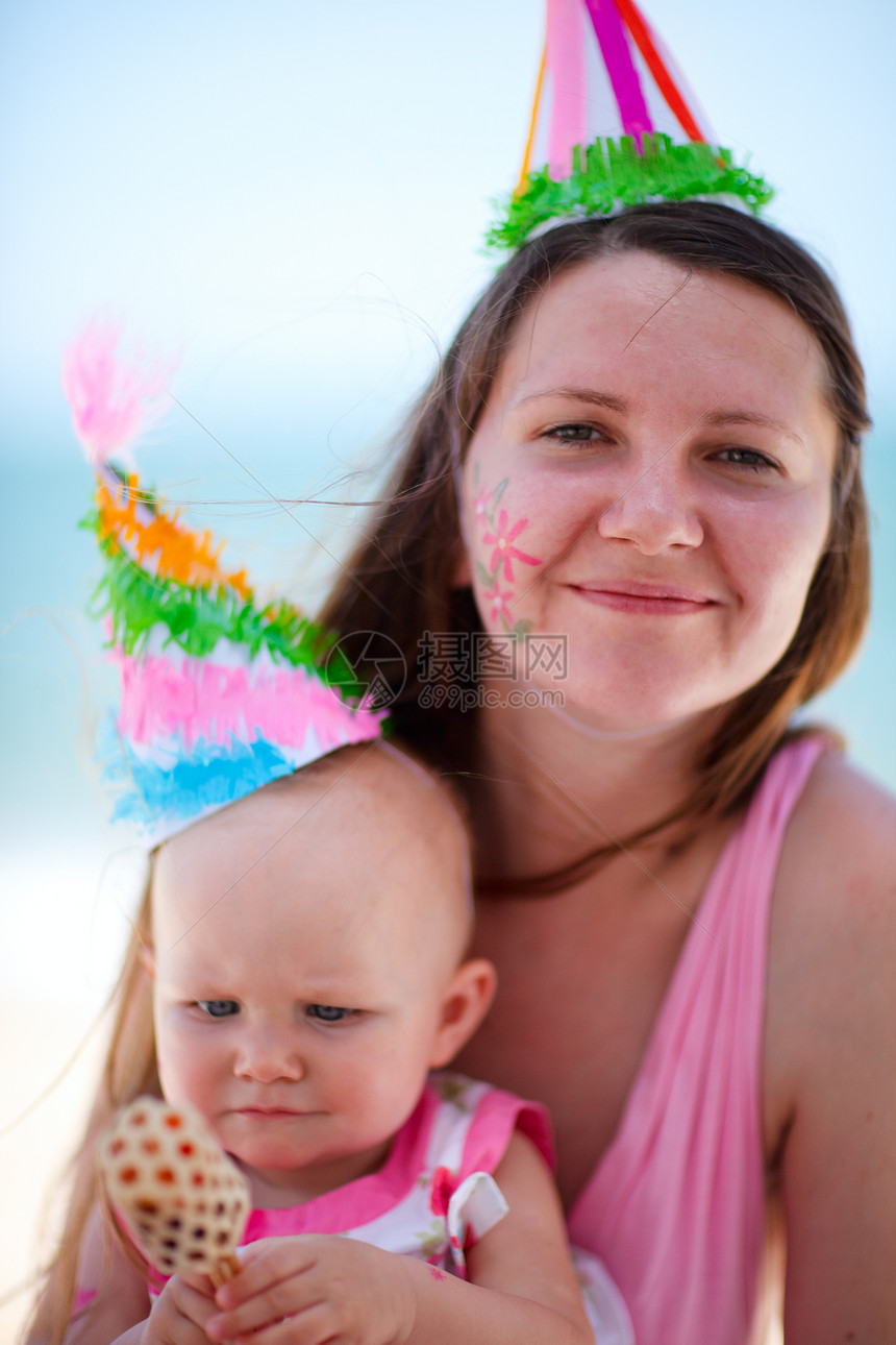 一岁生日派对妈妈童年成人女士女儿喜悦婴儿儿童女性绘画图片