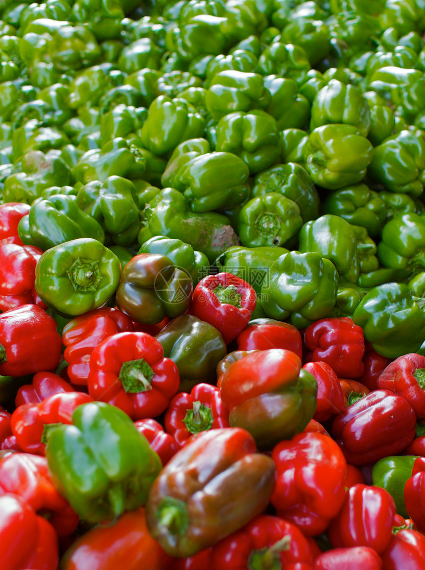 红辣椒和绿辣椒饮食蔬菜水果胡椒烹饪植物食物沙拉花园营养图片