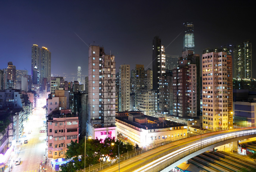 晚上在香港银行建筑物街道时间商业汽车灯泡黑暗小时中心图片