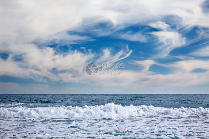 智利维纳德尔马的海景海岸线波浪风景飞溅阳光海岸海洋边缘蓝色孤独图片