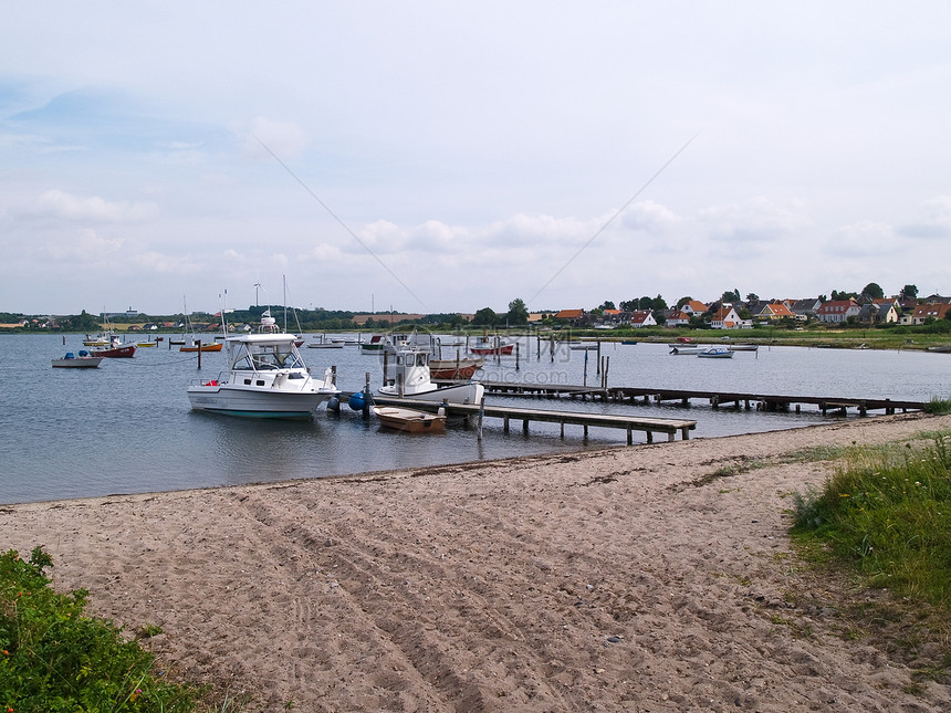 丹麦美丽的渔民村码头旅行渔民海岸线海滩假期旅游航海蓝色血管图片
