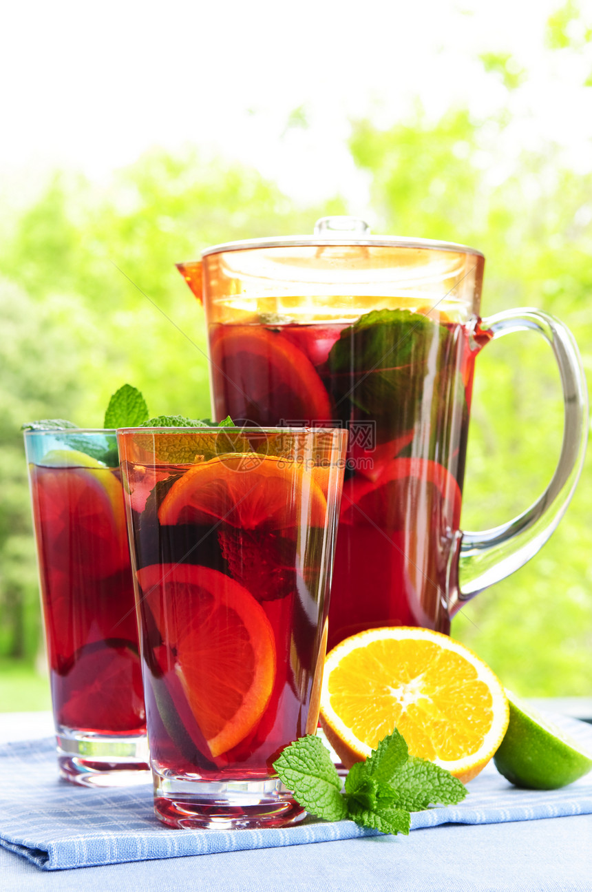 水果杯和杯子加果汁不倒翁水瓶眼镜水壶苏打投手玻璃柠檬热带橙子图片