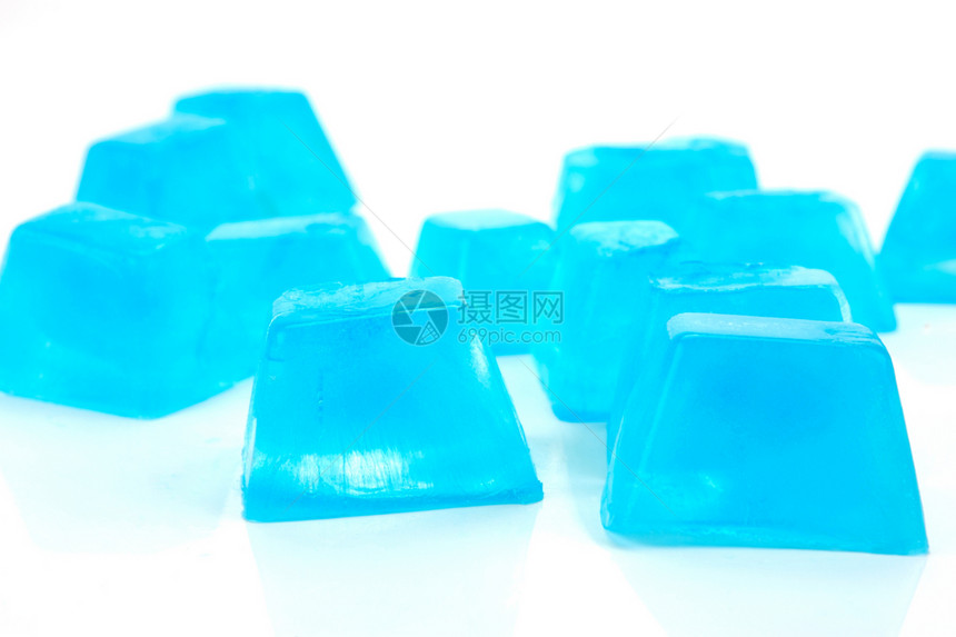冰晶立方体派对冷冻托盘蓝色积木饮料冻结概念白色图片