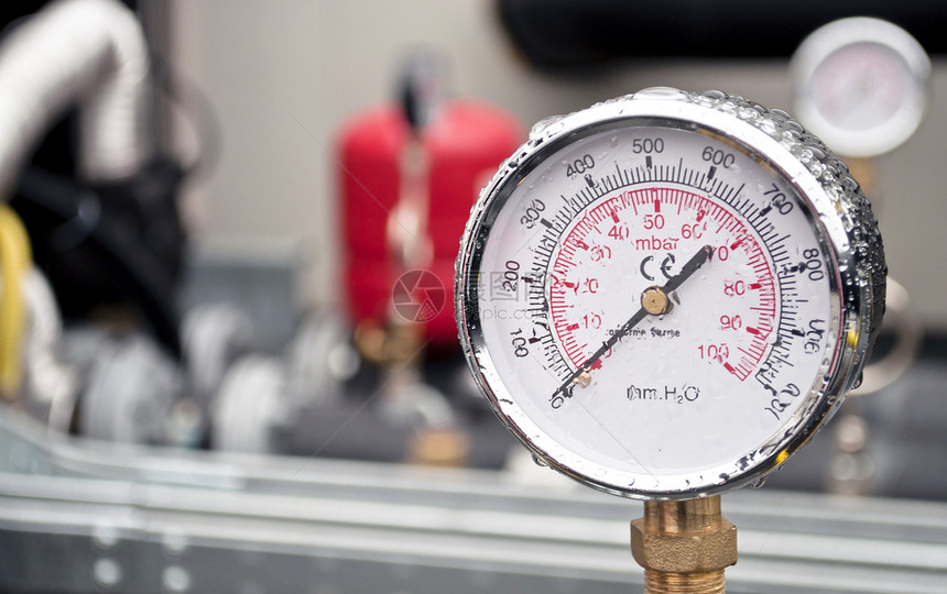工业液压气压计仪表气候工作气象技术天气压力圆形管道锅炉图片