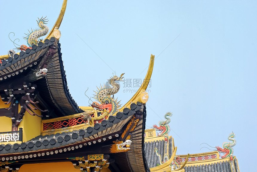 东方寺庙建筑飞檐建造历史信念黄色图片