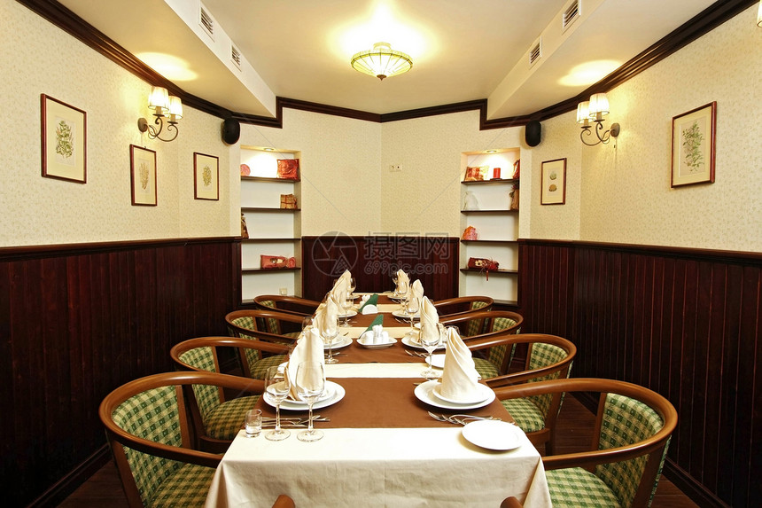 内部的奢华用餐建筑学餐厅咖啡店房间吊灯枝形环境椅子图片