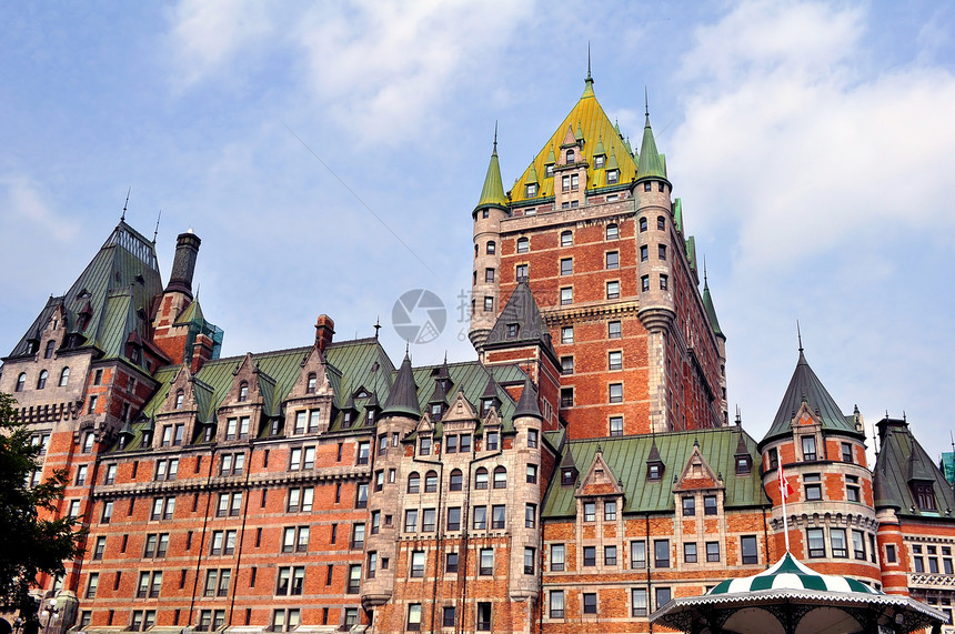 自由城堡商业建筑学历史建筑旅行窗户地标城市旅游酒店图片