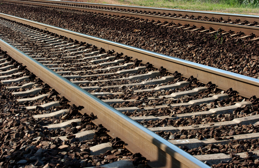 铁路火车小路杂草低角度货运过境金属后勤弯曲基础设施图片
