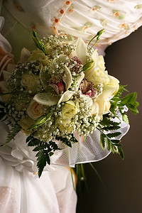 婚礼花束新娘蜜月优雅奉献花朵裙子少数民族仪式丝绸浪漫背景图片
