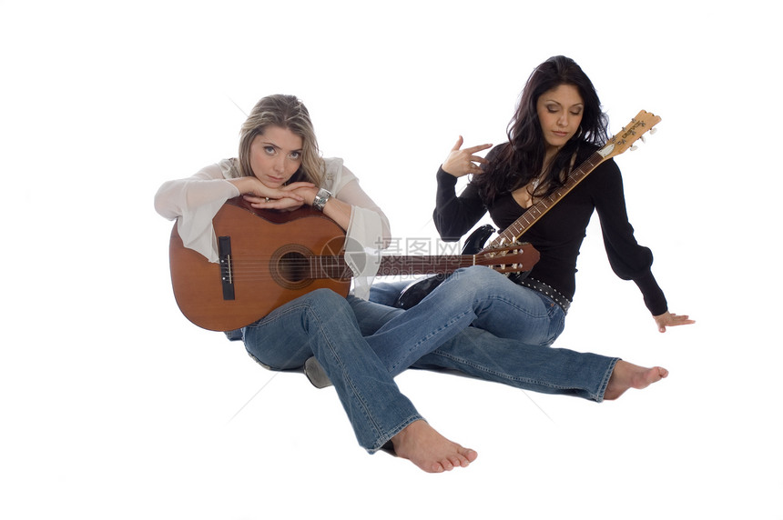 两个吉他手在休息图片