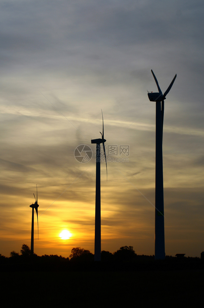 风向和太阳的震动空气翅膀电机发动机生态风车力量天空植物黄色图片