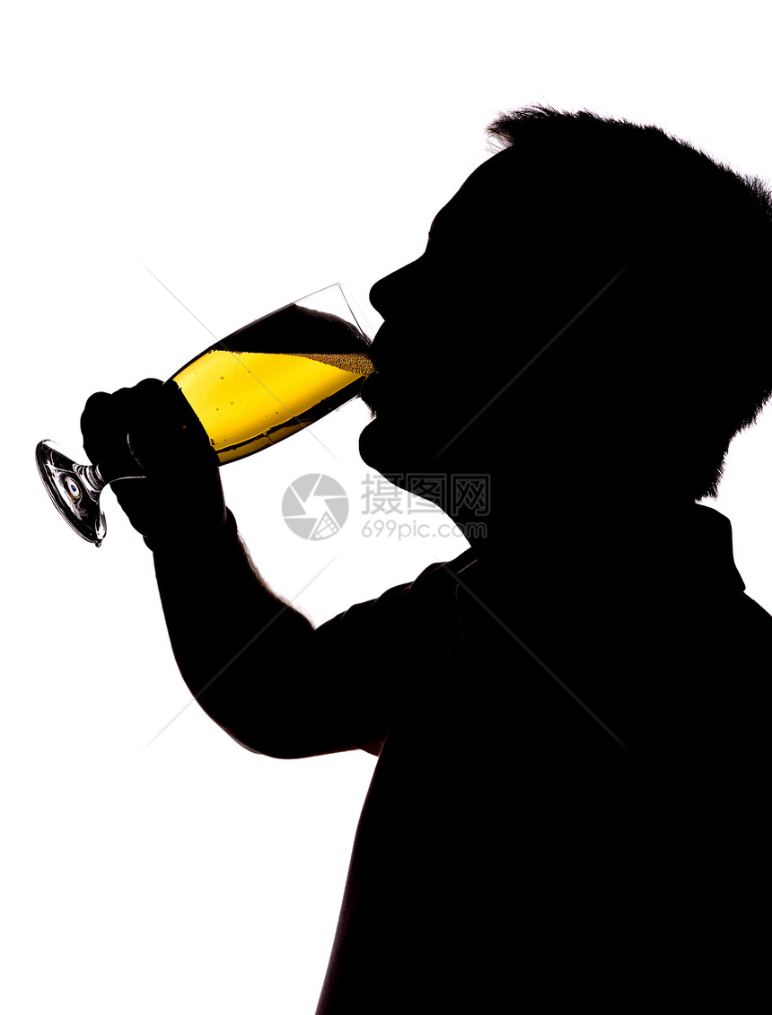 男人喝酒喝啤酒香气产品啤酒奶油酒精味道玻璃静物白色金色图片