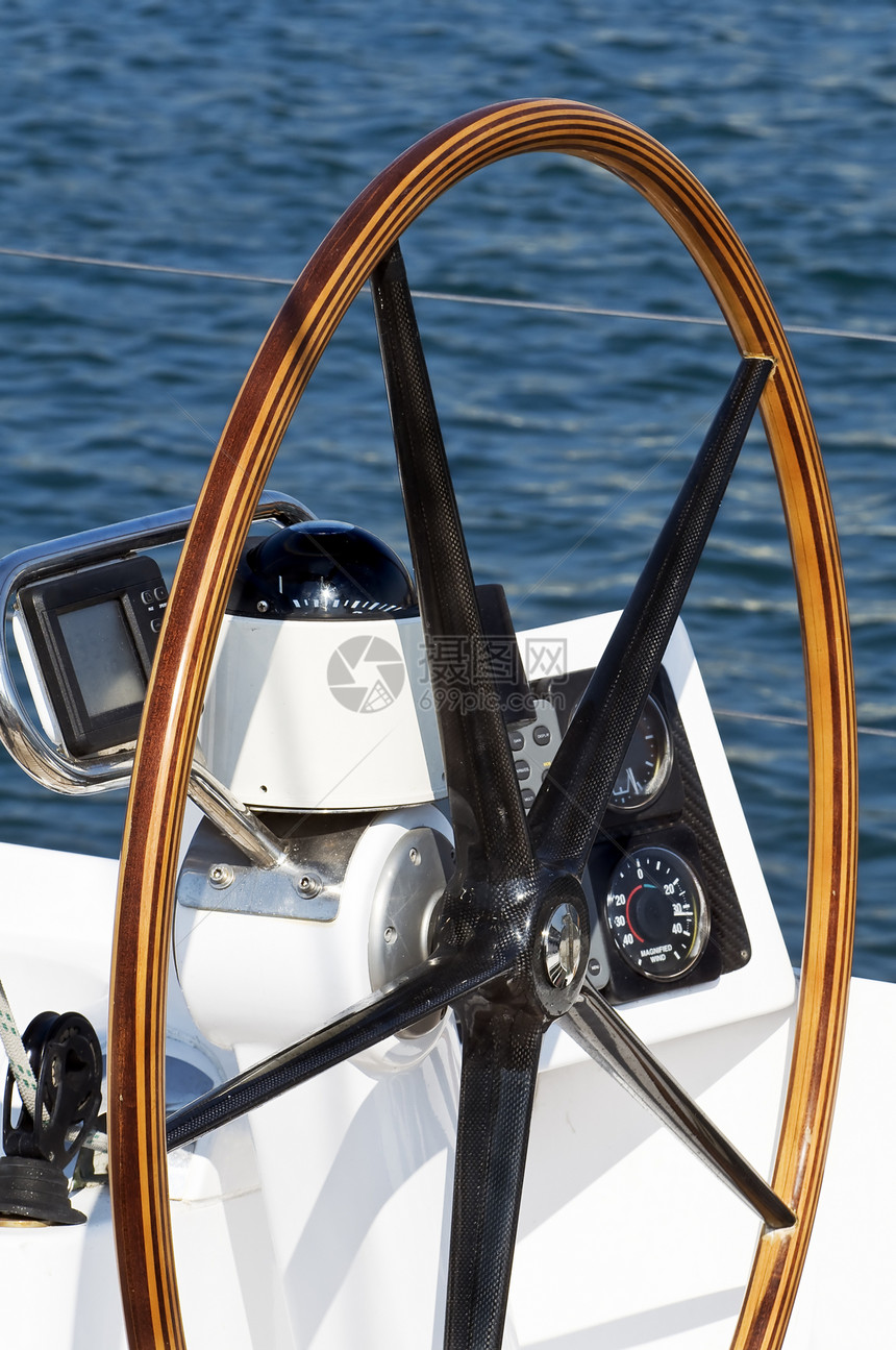 方向轮帆船仪器方向盘导航罗盘游艇航海图片